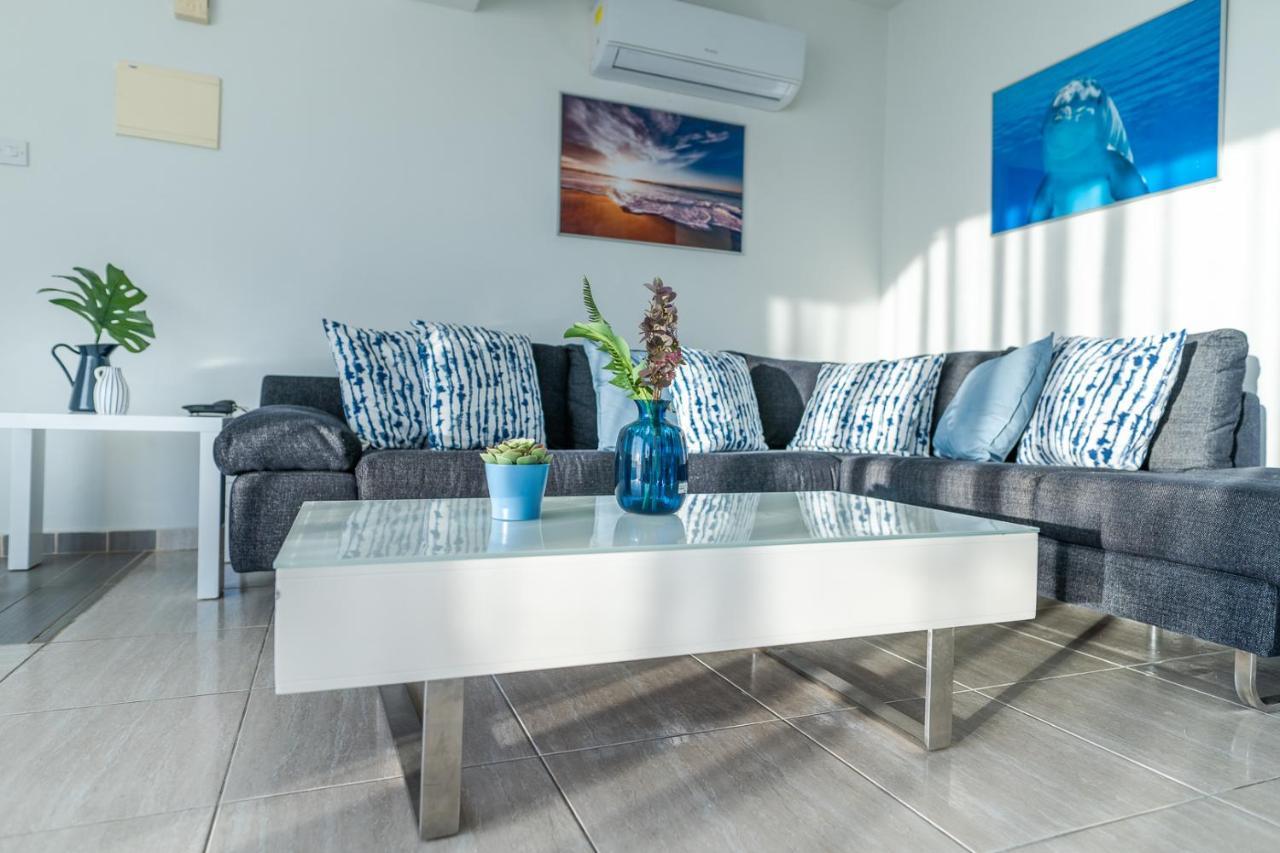 Makenzy Seaview Penthouse Apartment Larnaca Luaran gambar