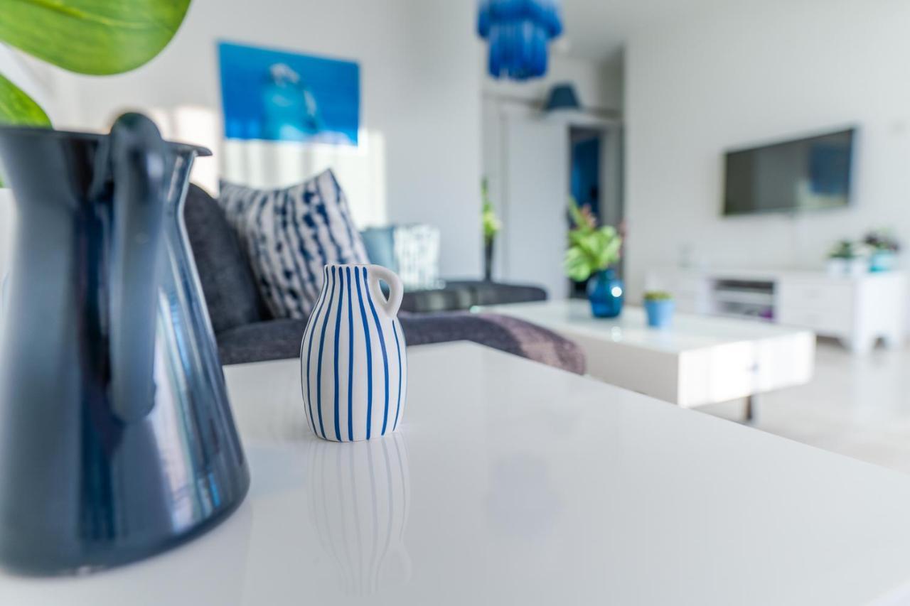 Makenzy Seaview Penthouse Apartment Larnaca Luaran gambar