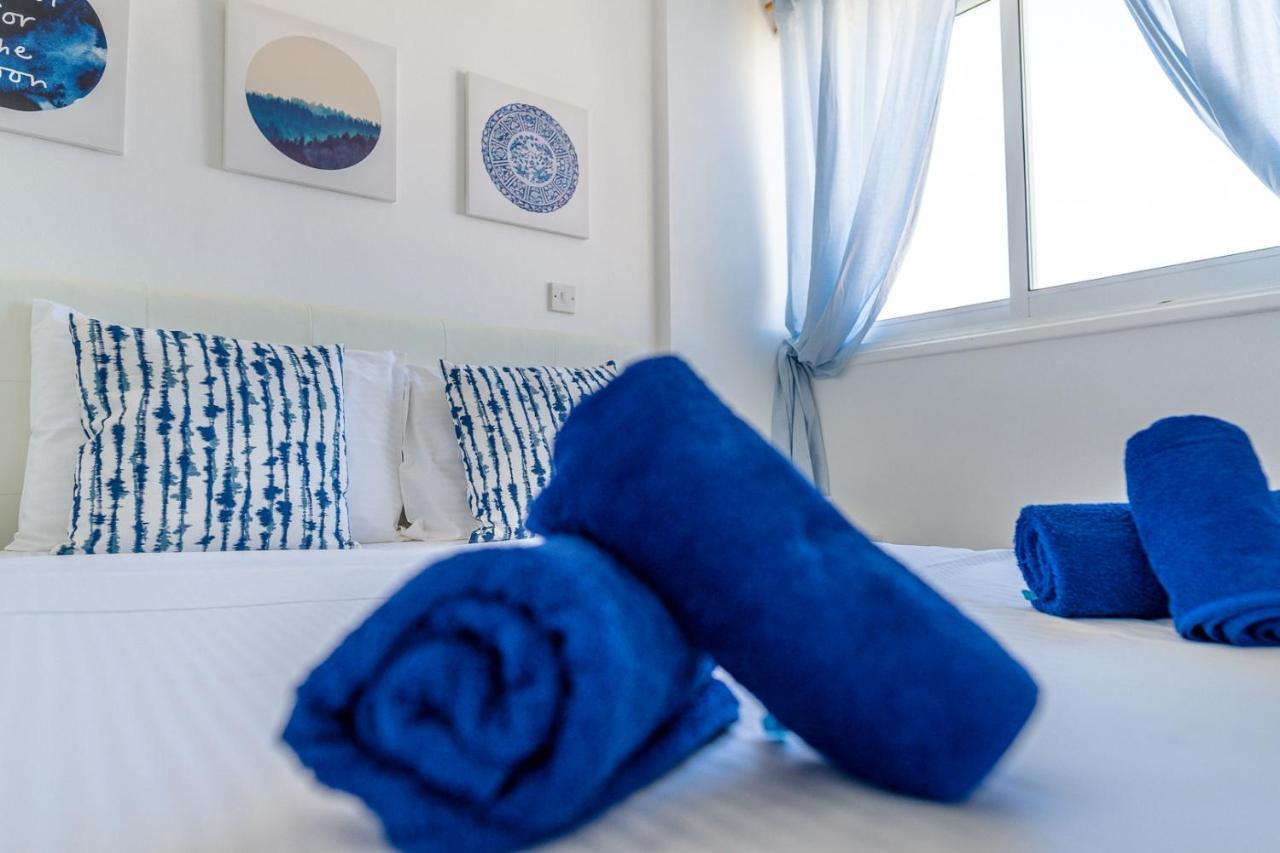 Makenzy Seaview Penthouse Apartment Larnaca Luaran gambar