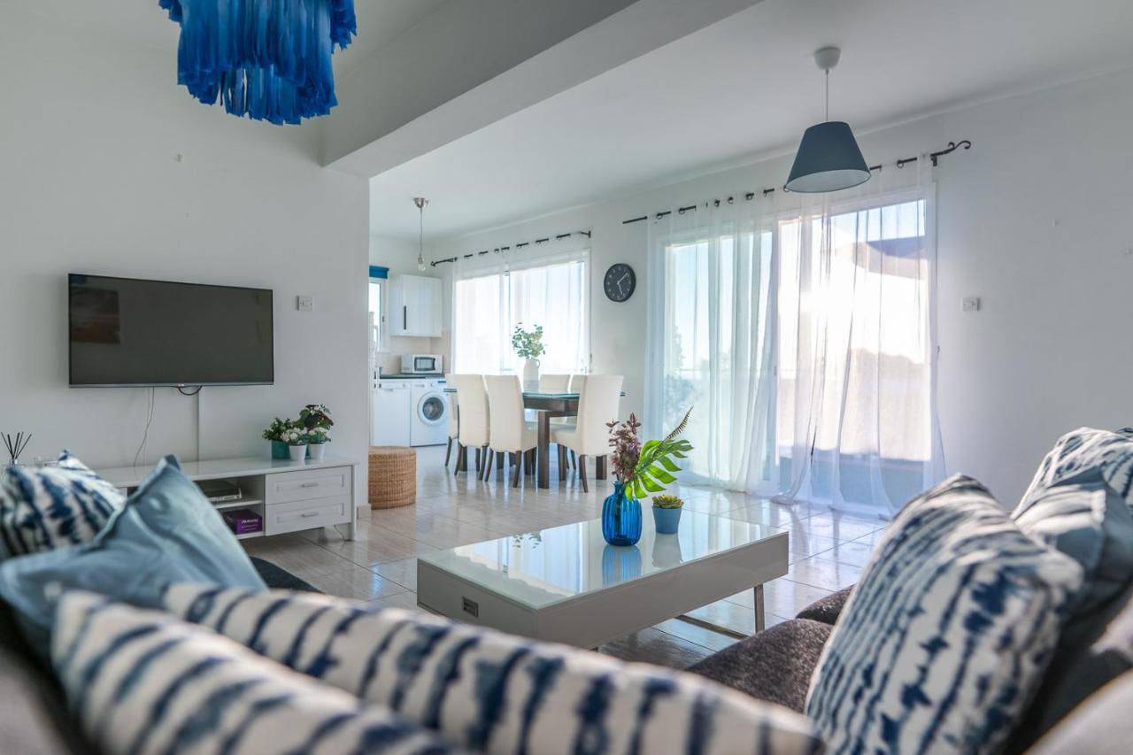 Makenzy Seaview Penthouse Apartment Larnaca Luaran gambar